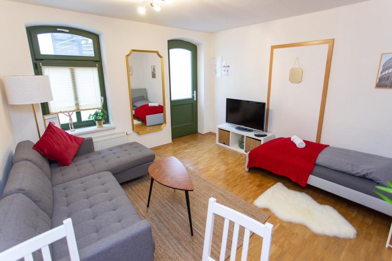 Fullhouse - Halle - R6 Apartments - Smarttv - Nespresso Esterno foto