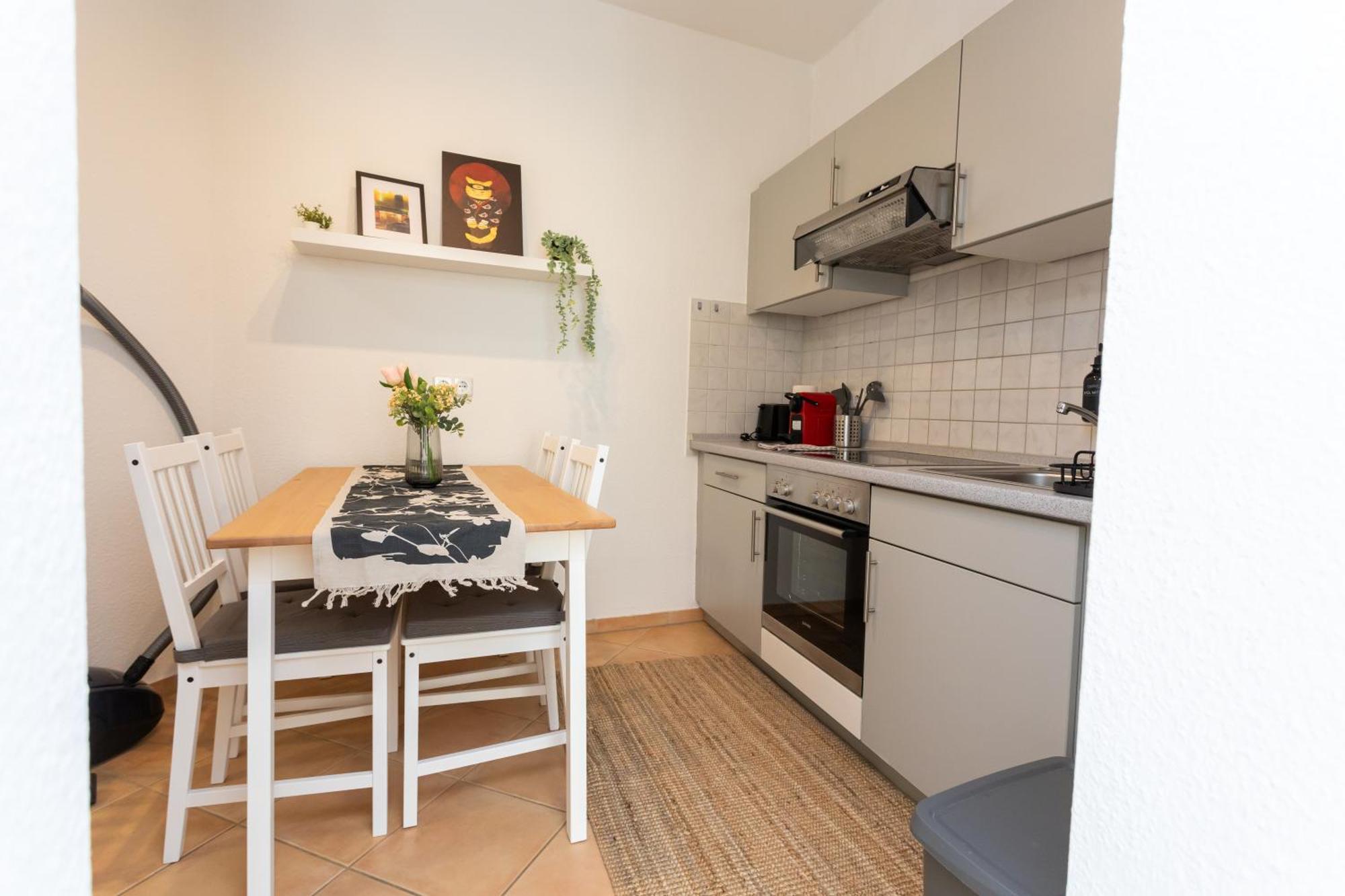 Fullhouse - Halle - R6 Apartments - Smarttv - Nespresso Esterno foto
